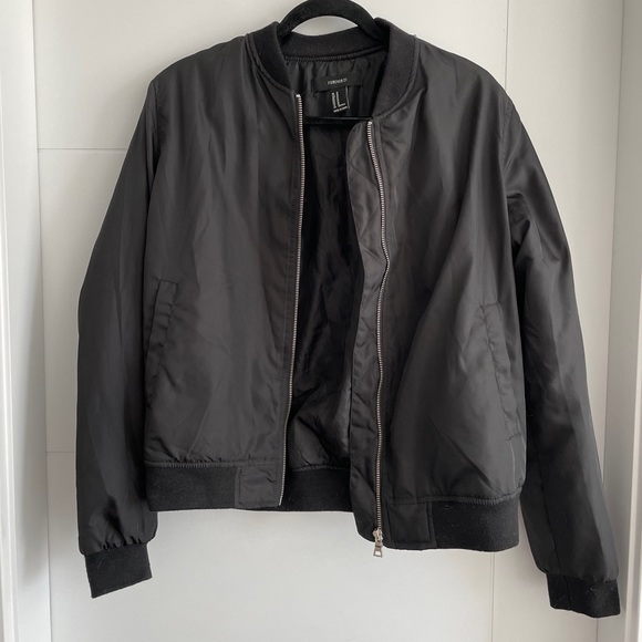 Forever21 black bomber jacket, size medium, worn twice. Great condition. - Picture 2 of 2